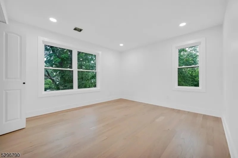 280 W Mt Pleasant Ave Livingston NJ bedroom photo 6